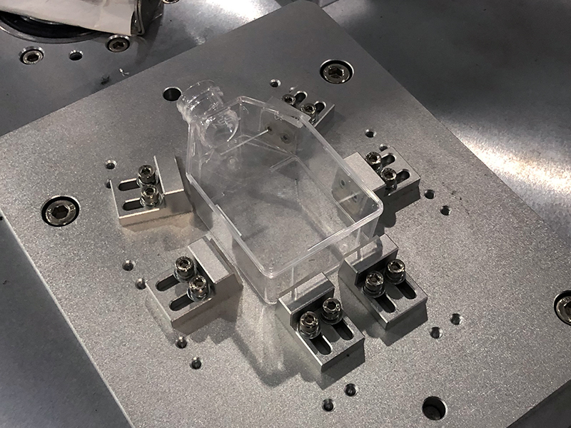 作育瓶自动超声焊接机是古板焊接工艺的刷新